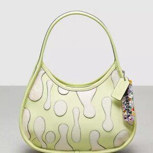 Coach Ergo Bag In Coachtopia Pale Lime Leather With Lava Appliqué CT274
